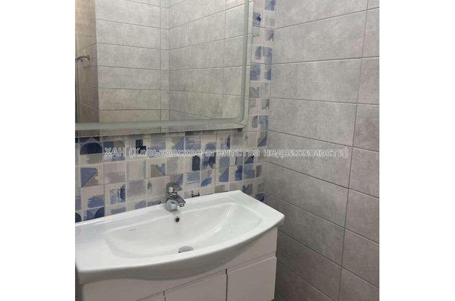 Продам квартиру, Мира ул. , 3 кім., 75 м², авторский дизайн 