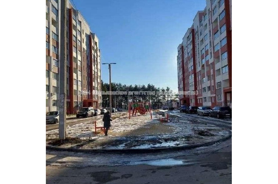 Продам квартиру, Шевченковский пер. , 1  ком., 32 м², без внутренних работ 