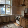 Продам квартиру, Алчевских ул. , 3  ком., 67 м², без ремонта 
