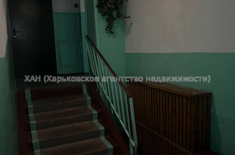 Продам квартиру, Гарибальди ул. , 11А , 3  ком., 65 м², советский ремонт 