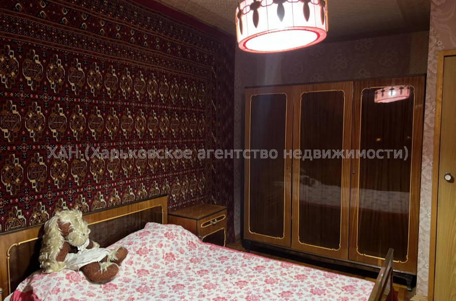 Продам квартиру, Гарибальди ул. , 11А , 3  ком., 65 м², советский ремонт 