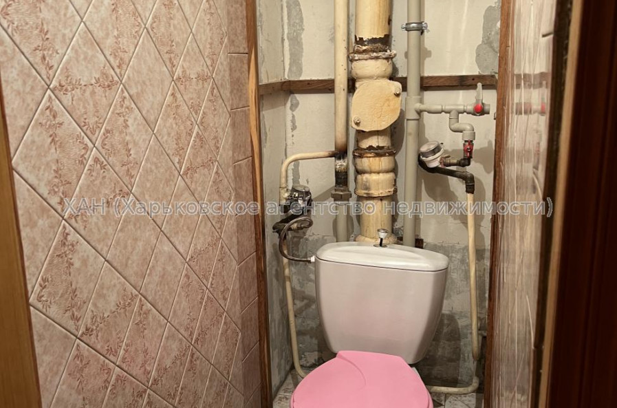 Продам квартиру, Гарибальди ул. , 11А , 3  ком., 65 м², советский ремонт 