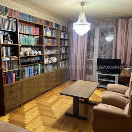 Продам квартиру, Гарибальди ул. , д. 11А , 3 кім., 65 м², советский ремонт