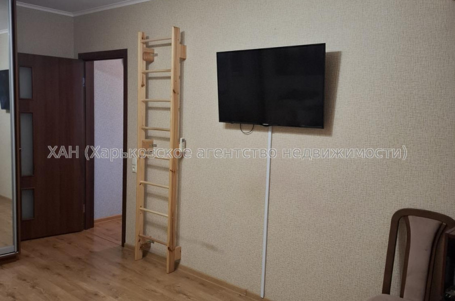 Продам квартиру, Барабашова академика ул. , д. 38А , 2  ком., 46 м², капитальный ремонт 