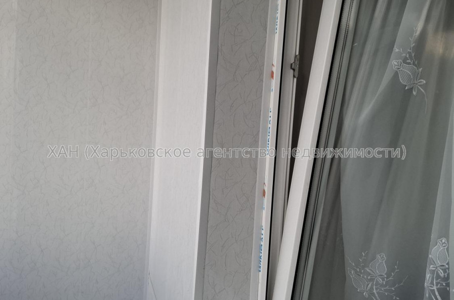 Продам квартиру, Барабашова академика ул. , д. 38А , 2  ком., 46 м², капитальный ремонт 