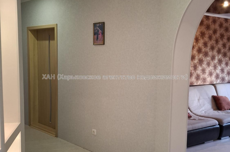 Продам квартиру, Гвардейцев Широнинцев ул. , 3 кім., 103.70 м², капитальный ремонт 