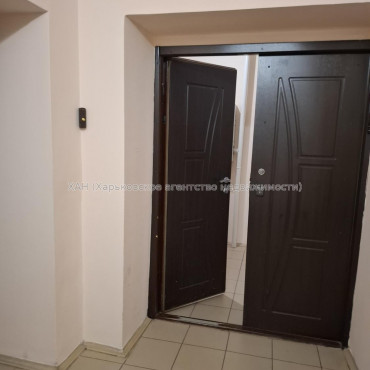 Продам квартиру, Гвардейцев Широнинцев ул. , 3 кім., 103.70 м², капитальный ремонт 