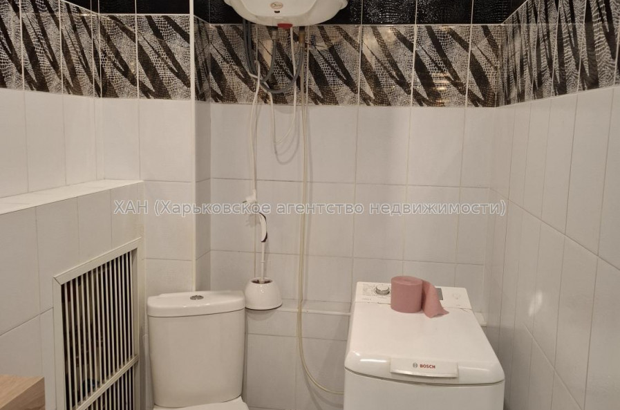 Продам квартиру, Гвардейцев Широнинцев ул. , 3 кім., 103.70 м², капитальный ремонт 