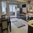 Продам квартиру, Гвардейцев Широнинцев ул. , 3  ком., 103.70 м², капитальный ремонт 