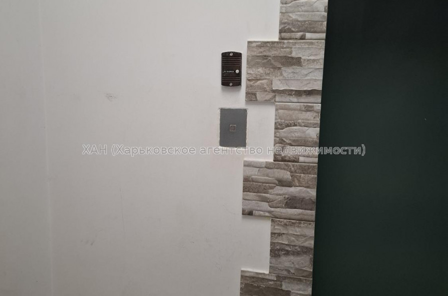 Продам квартиру, Гвардейцев Широнинцев ул. , 3 кім., 103.70 м², капитальный ремонт 
