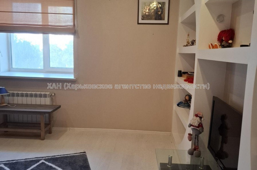 Продам квартиру, Гвардейцев Широнинцев ул. , 3 кім., 103.70 м², капитальный ремонт 