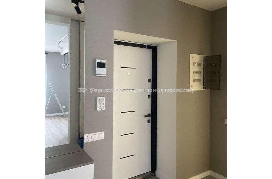 Продам квартиру, Героев Харькова просп. , 2 кім., 65 м², евроремонт 