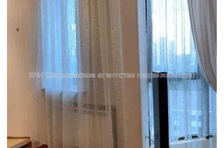 Продам квартиру, Отакара Яроша пер. , 4  ком., 190 м², евроремонт 