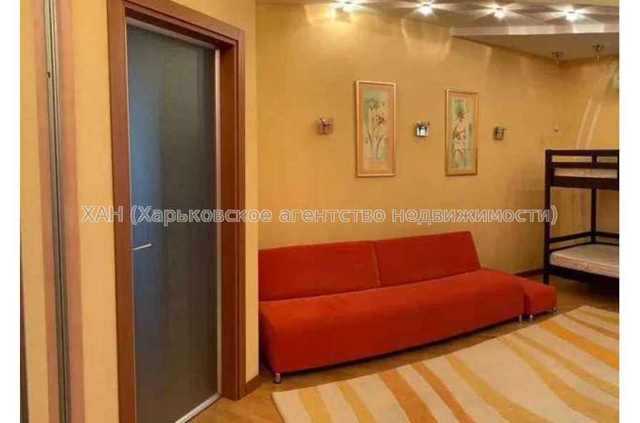 Продам квартиру, Отакара Яроша пер. , 4  ком., 190 м², евроремонт 
