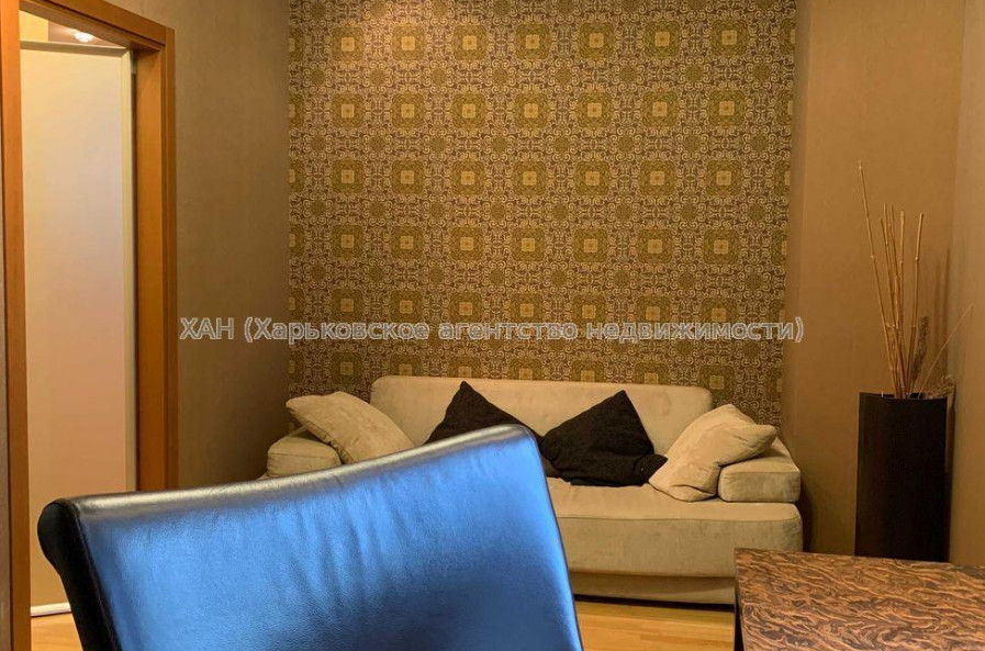 Продам квартиру, Отакара Яроша пер. , 4  ком., 190 м², евроремонт 