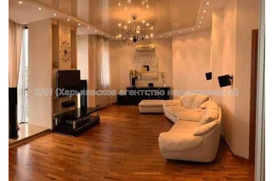 Продам квартиру, Отакара Яроша пер. , 4 кім., 190 м², евроремонт 