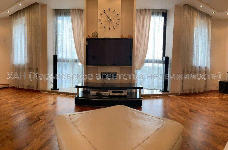 Продам квартиру, Отакара Яроша пер. , 4  ком., 190 м², евроремонт 