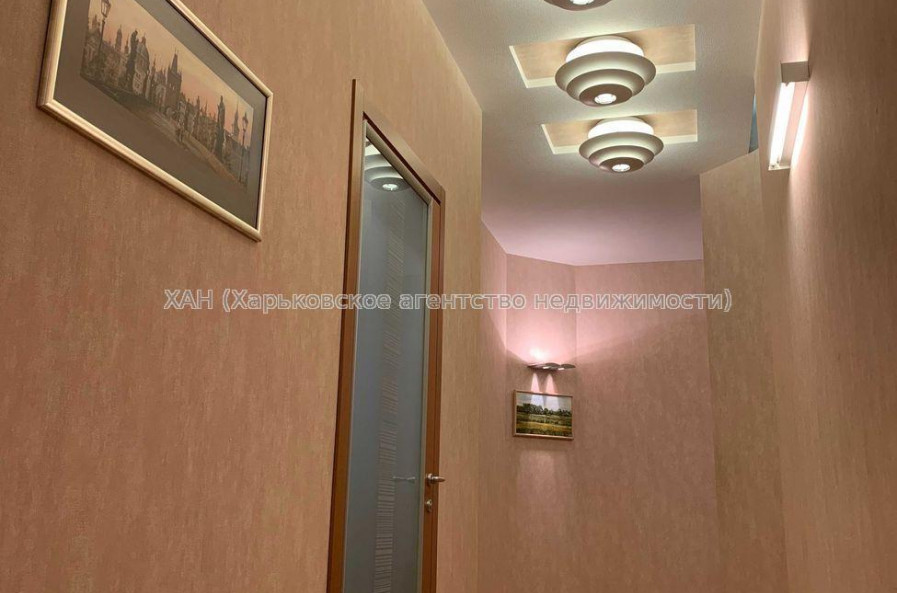Продам квартиру, Отакара Яроша пер. , 4  ком., 190 м², евроремонт 