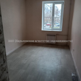 Продам квартиру, Шариковая ул. , д. 27 , 1 кім., 13 м², капитальный ремонт