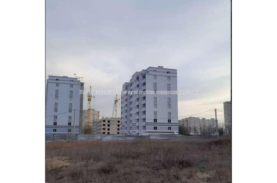 Продам квартиру, Валентиновская ул. , 1 кім., 39 м², без ремонта 