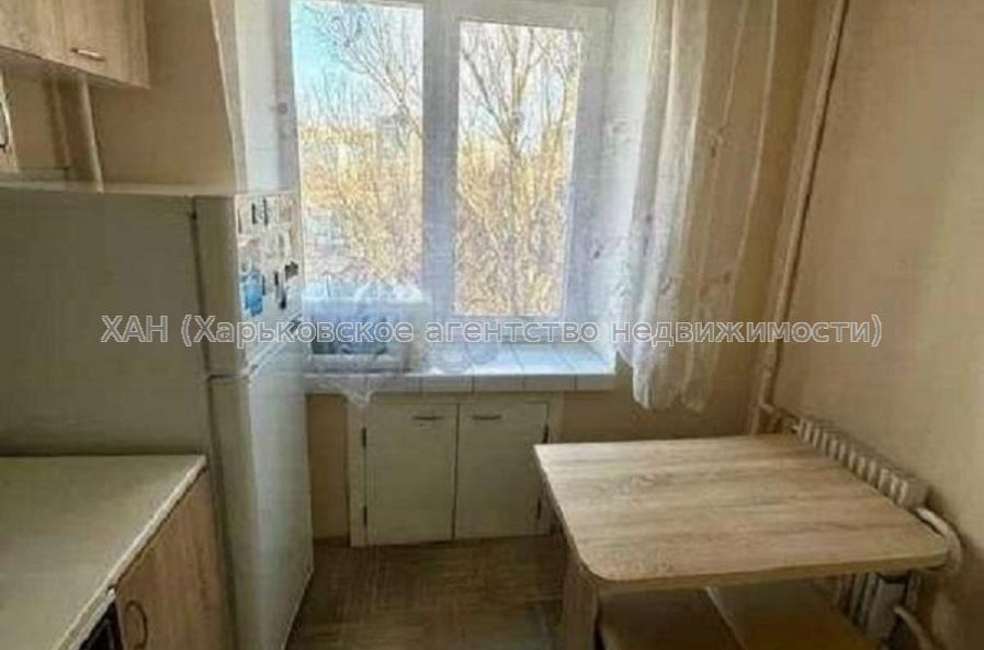 Продам квартиру, Чугуевская ул. , 2  ком., 46 м², капитальный ремонт 