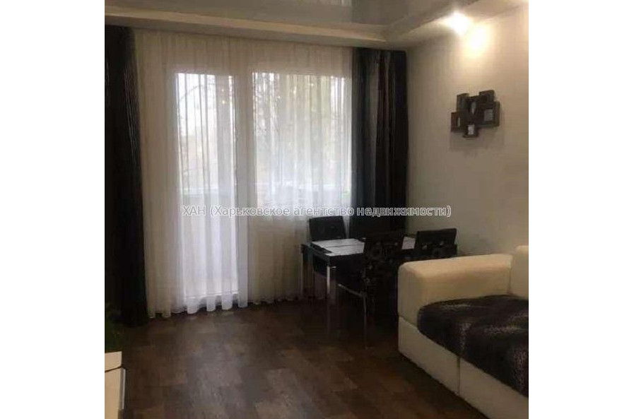 Продам квартиру, Тракторостроителей просп. , 1 кім., 37 м², капитальный ремонт 