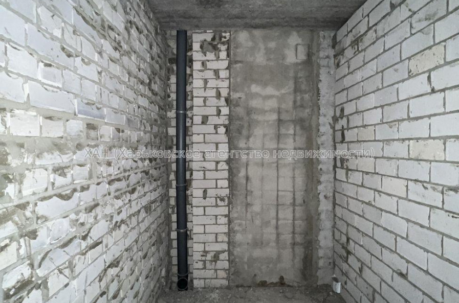 Продам квартиру, Шевченко ул. , 1  ком., 42 м², без внутренних работ 