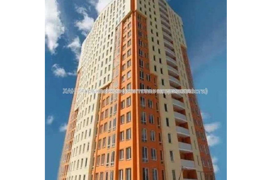 Продам квартиру, Гвардейцев Широнинцев ул. , 3 кім., 91 м², без ремонта 