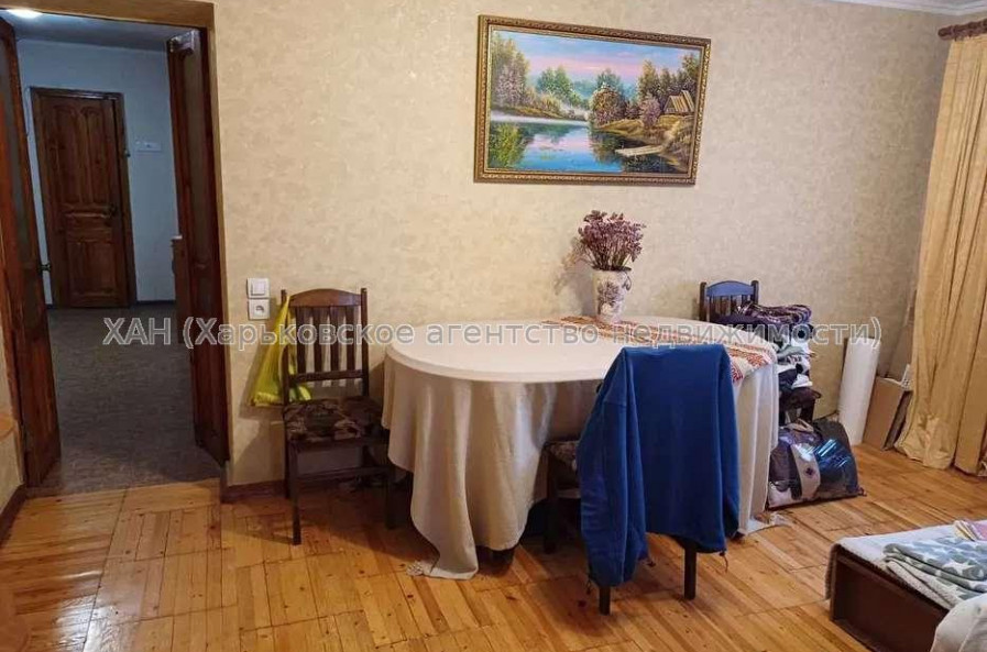 Продам квартиру, Аэрокосмический пр. , 3  ком., 67 м², косметический ремонт 