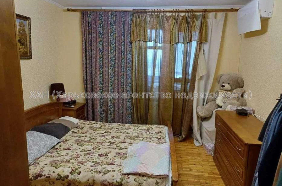 Продам квартиру, Аэрокосмический пр. , 3  ком., 67 м², косметический ремонт 