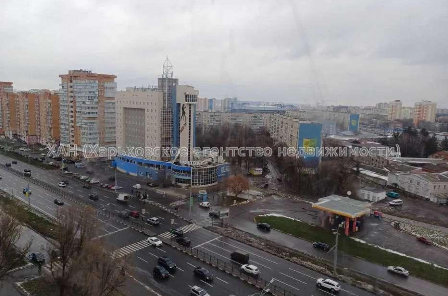 Продам квартиру, Аэрокосмический пр. , 3  ком., 67 м², косметический ремонт 