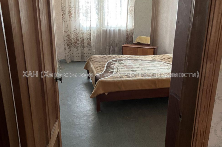 Продам квартиру, Непокоренных ул. , 3  ком., 67 м², косметический ремонт 