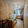 Продам квартиру, Навчальная ул. , 4 кім., 94 м², косметический ремонт 