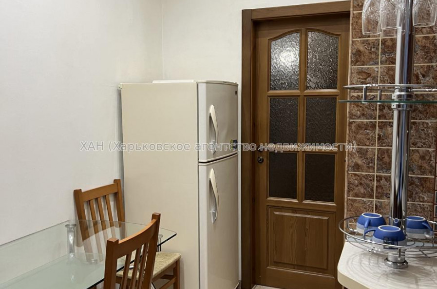 Сдам квартиру, Данилевского ул. , 29 , 2  ком., 64 м², косметический ремонт 