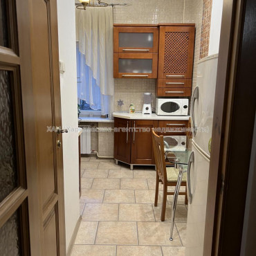 Сдам квартиру, Данилевского ул. , 29 , 2  ком., 64 м², косметический ремонт 