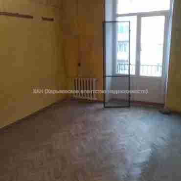 Продам квартиру, Костомаровская ул. , 3  ком., 77 м², без ремонта 
