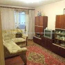 Продам квартиру, Гвардейцев Широнинцев ул. , 2 кім., 45 м², косметический ремонт