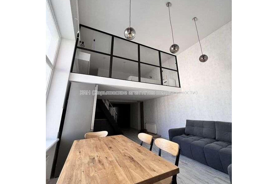 Продам квартиру, Ковалевская ул. , 3 кім., 65 м², евроремонт 