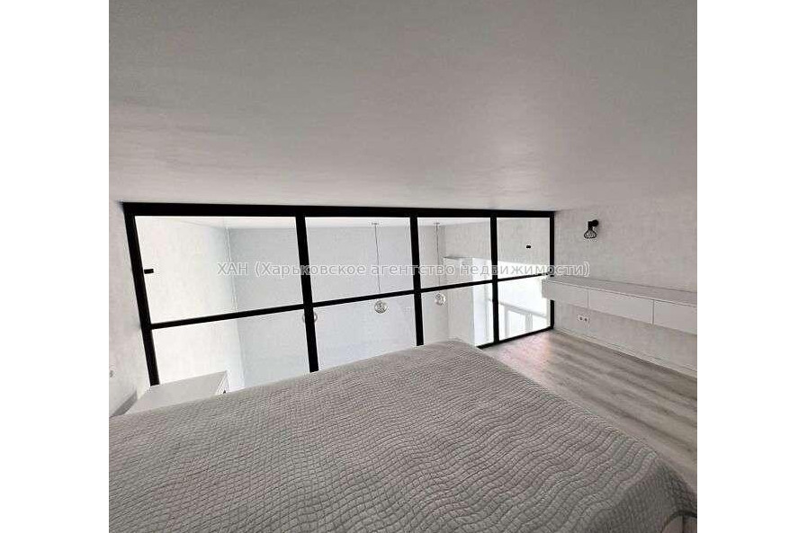 Продам квартиру, Ковалевская ул. , 3 кім., 65 м², евроремонт 