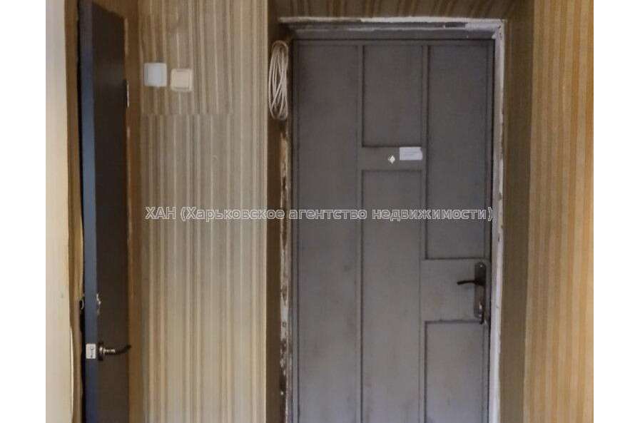 Продам квартиру, Библика ул. , 1  ком., 11 м², советский ремонт 