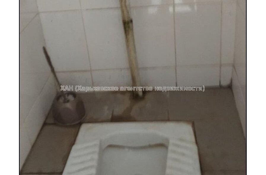Продам квартиру, Библика ул. , 1 кім., 11 м², советский ремонт 