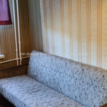 Продам квартиру, Библика ул. , 1 кім., 11 м², советский ремонт 