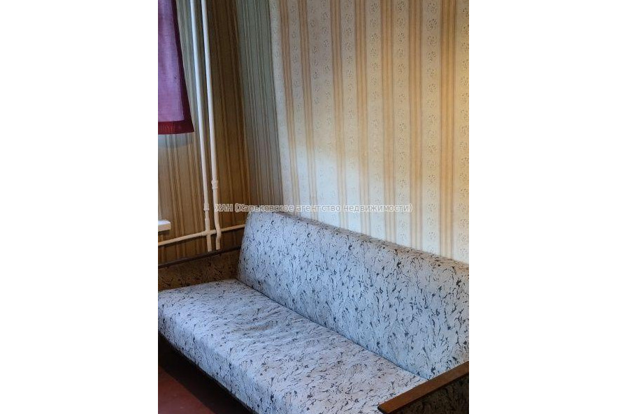 Продам квартиру, Библика ул. , 1  ком., 11 м², советский ремонт 