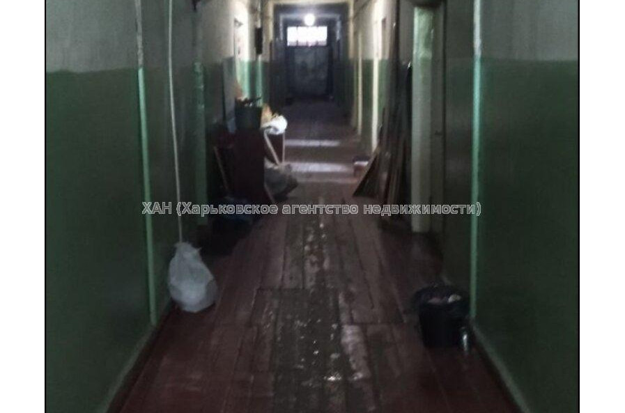 Продам квартиру, Библика ул. , 1  ком., 11 м², советский ремонт 
