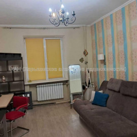 Продам квартиру, Автострадный пер. , 1  ком., 29 м², капитальный ремонт
