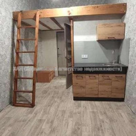 Продам квартиру, Полтавский Шлях ул. , 1  ком., 17 м², евроремонт