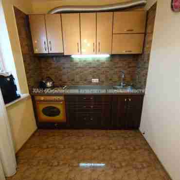Продам квартиру, Библика ул. , 2 кім., 50 м², капитальный ремонт 