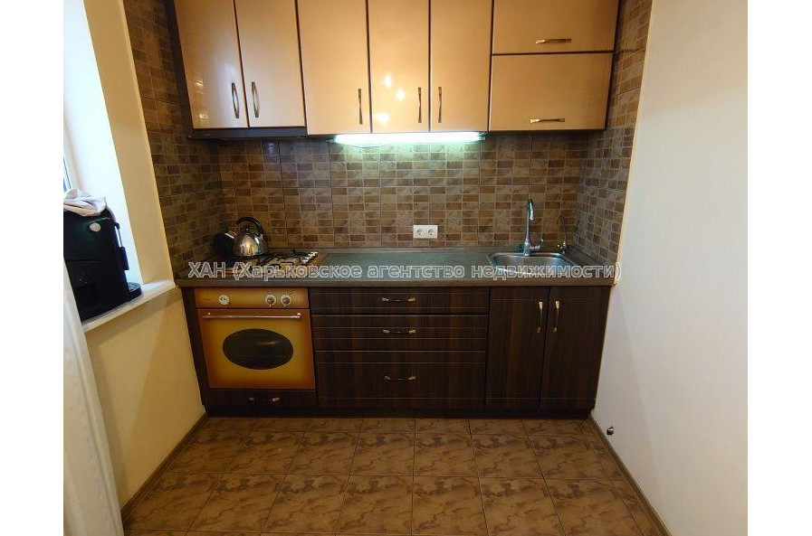 Продам квартиру, Библика ул. , 2  ком., 50 м², капитальный ремонт 