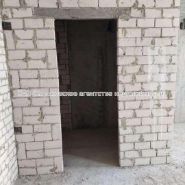 Продам квартиру, Казакевича ул. , 1  ком., 35 м², без ремонта