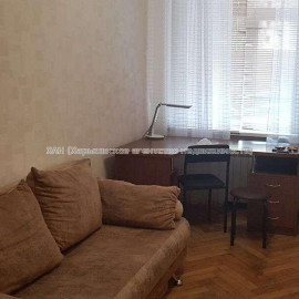 Продам квартиру, Гиршмана ул. , 3  ком., 73 м², капитальный ремонт